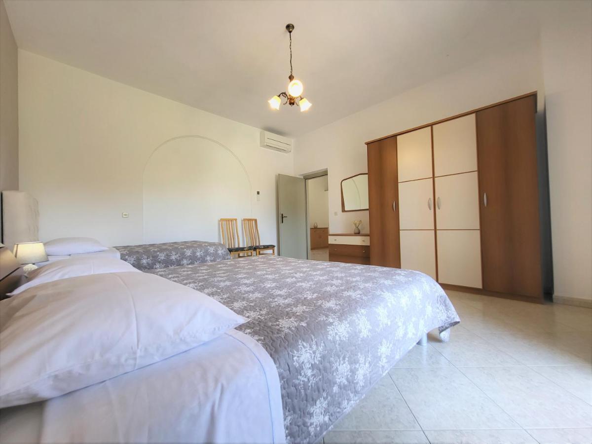 Cozy Apartment Mandula Vrsar Eksteriør bilde