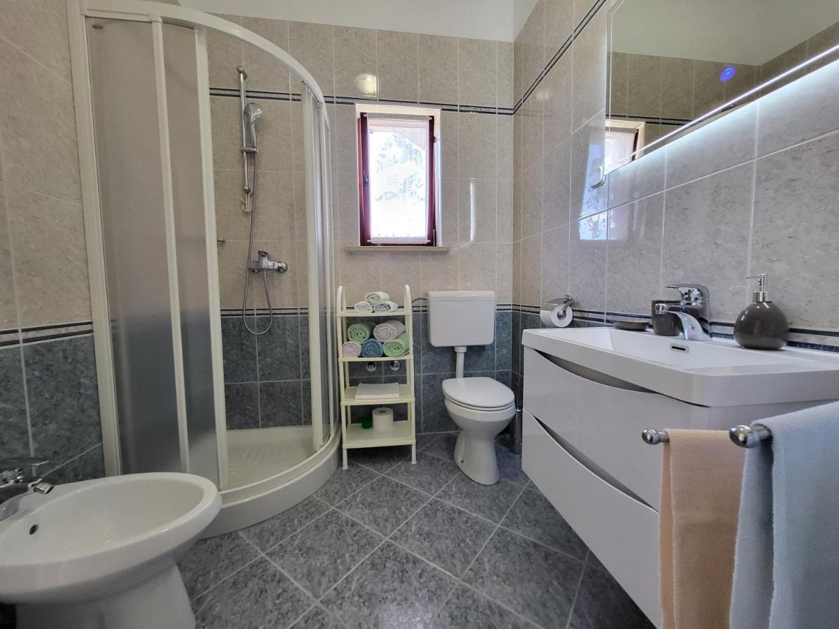 Cozy Apartment Mandula Vrsar Eksteriør bilde